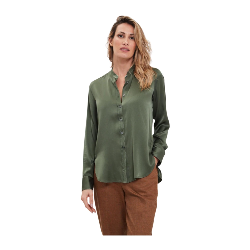 Blouses & Shirts > Shirts - - Caliban - Modalova
