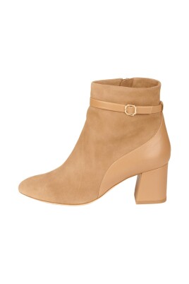 beige-suede-kloe-ankle-boots