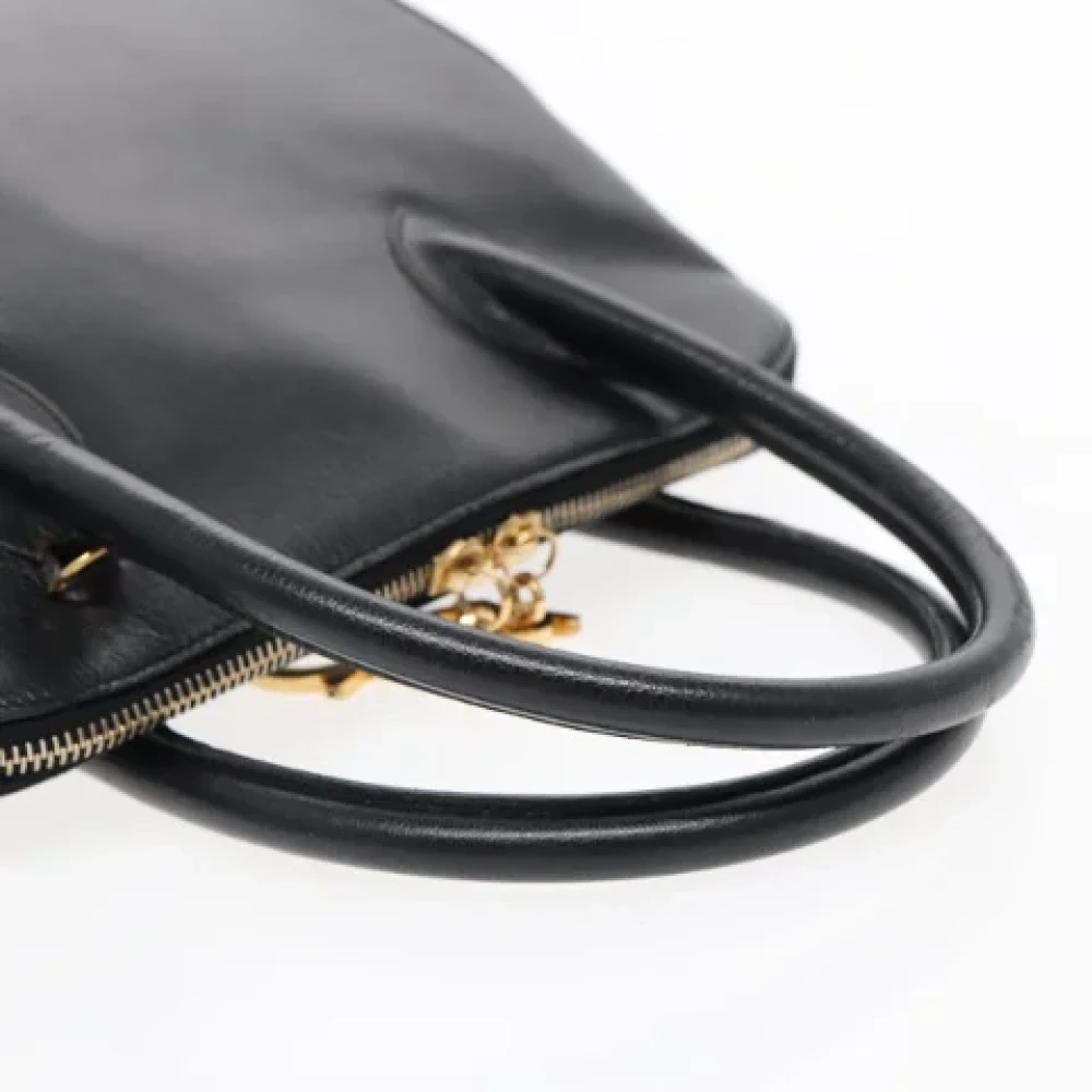 Salvatore Ferragamo Pre-owned Leather handbags Black Dames