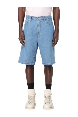bla-denim-shorts-stilfuld-og-funktionel