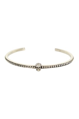iconic-skull-pendant-bracelet