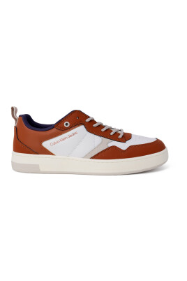 laceup-hiking-sneakers