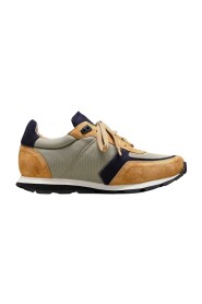 Niedriger Top -Sneaker