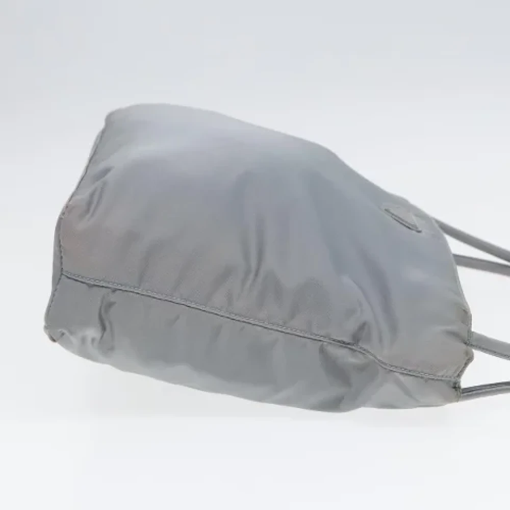 Prada Vintage Pre-owned Fabric totes Gray Dames