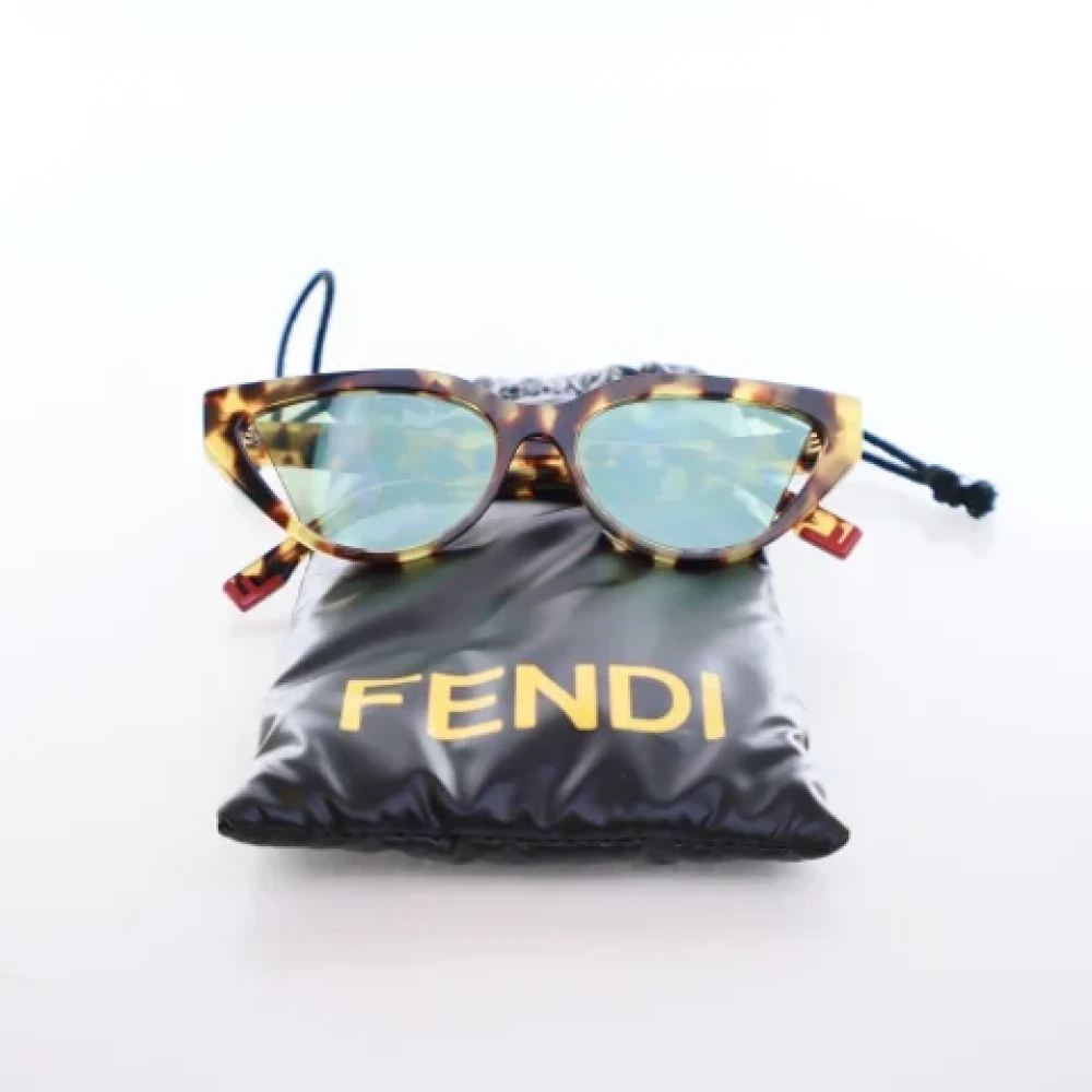 Fendi Vintage Pre-owned Plastic sunglasses Black Dames