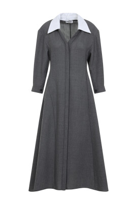 elegante-robe-grise-en-laine-aw25