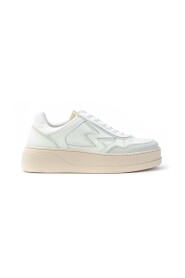 Moaconcept MG273 Sneaker Master Twiggy