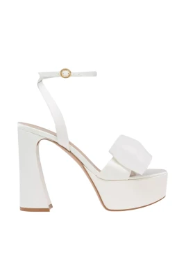 Vita plattforms sandaler
