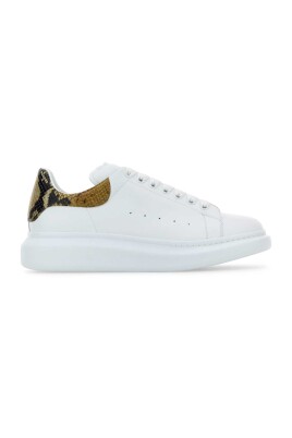 white-leather-sneakers-with-printed-heel