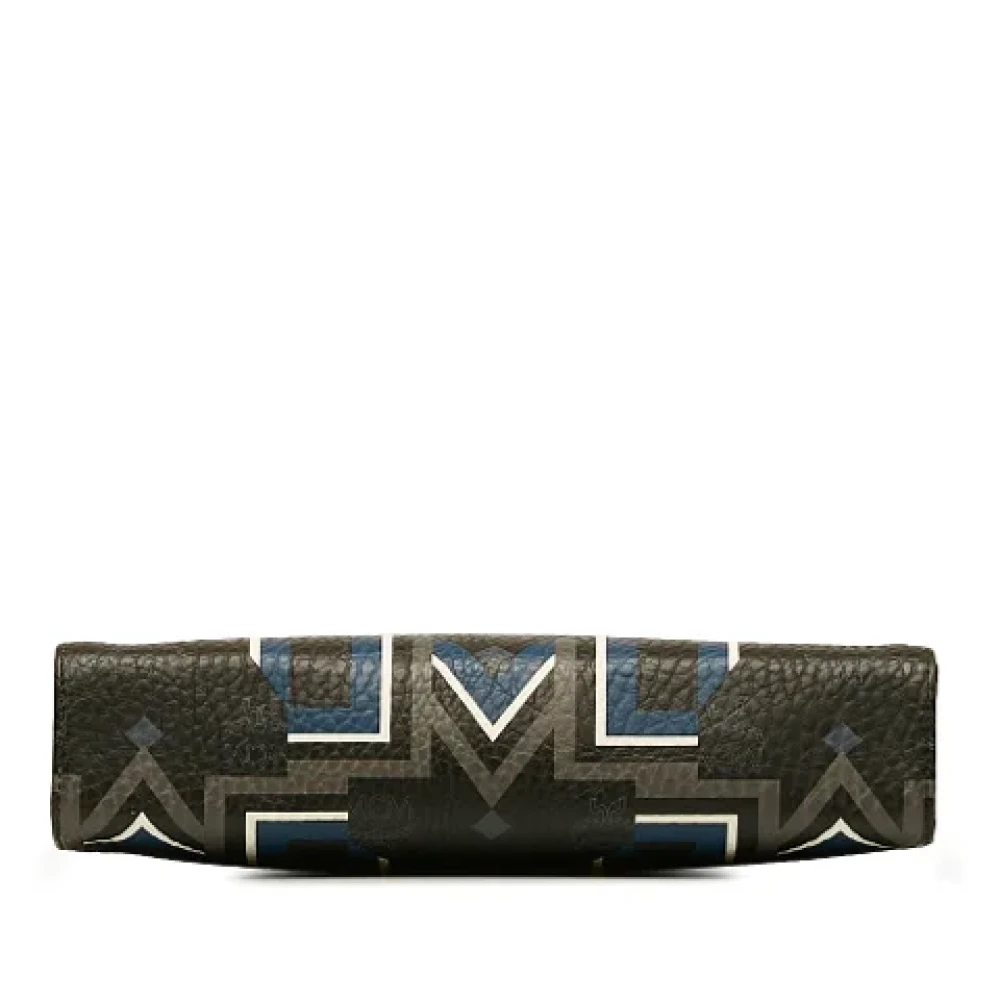 MCM Pre-owned Fabric clutches Black Dames