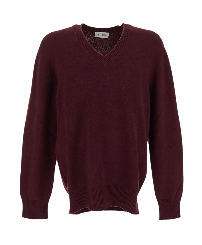 pull-en-laine-a-col-en-v