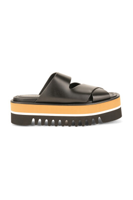 black-flat-shoes-with-garner-detail