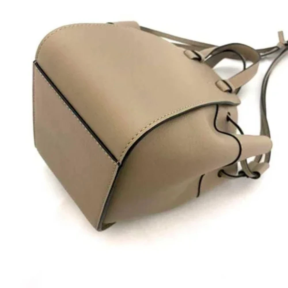 Loewe Pre-owned Fabric handbags Beige Dames