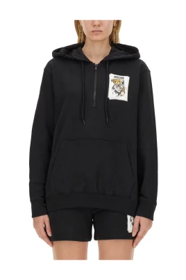 Hoodie med dragsko fram
