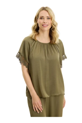Blouses Shirts