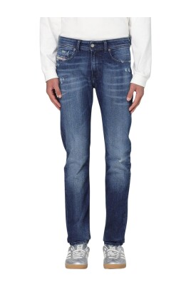 classic-blue-slim-fit-jeans