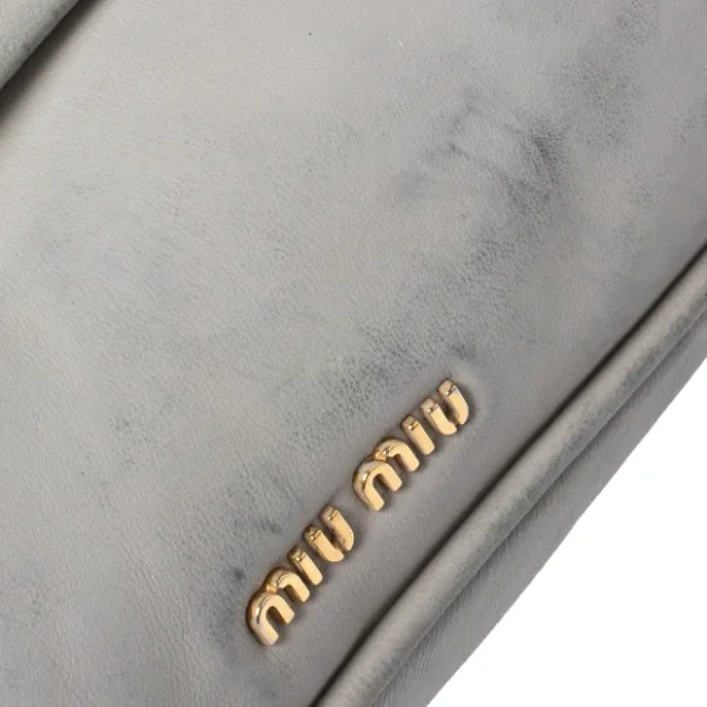Miu Pre-owned Leather shoulder-bags Gray Dames