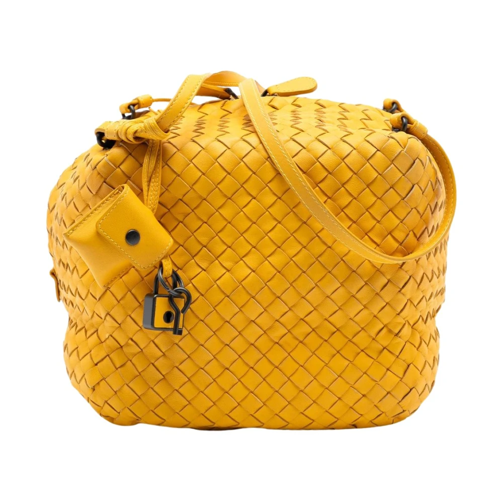 Bottega Veneta Vintage Women's Yellow Pre-Owned Woven Leather Bucket Bag
