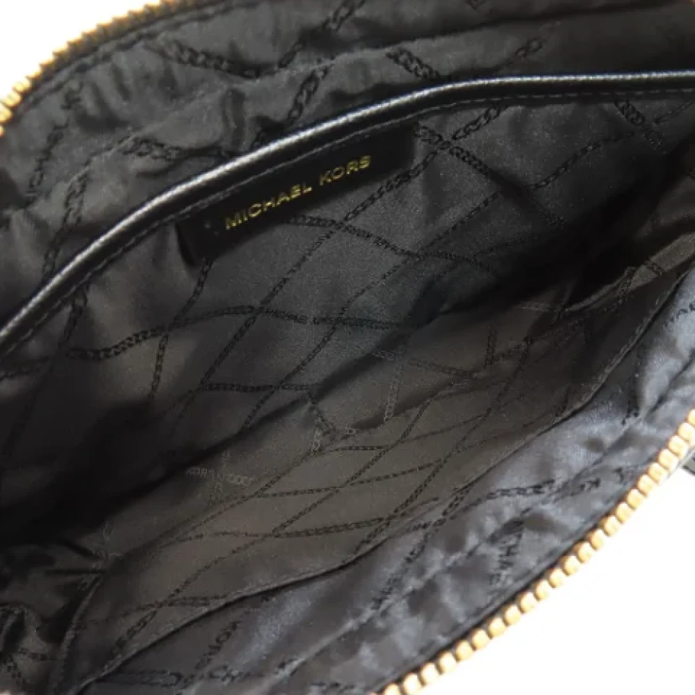 Michael Kors Pre-owned Plastic shoulder-bags Black Dames