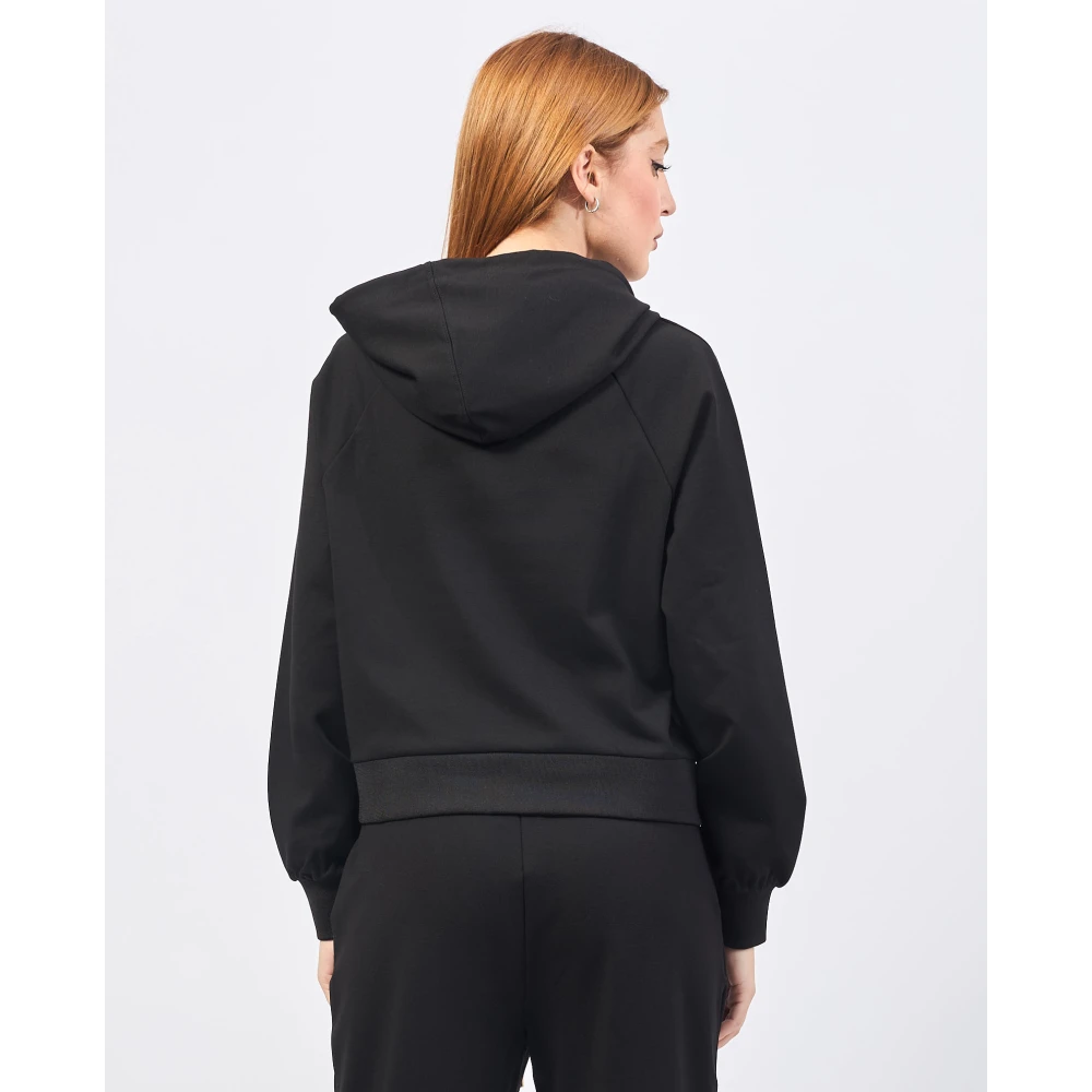 Gaudi Zwarte trui met decoratieve knopen en capuchon Black Dames