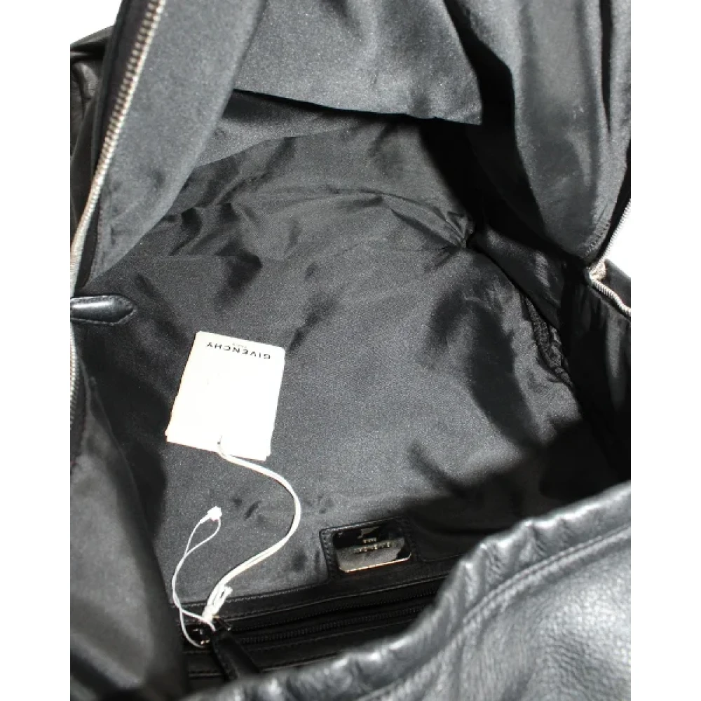 Givenchy Pre-owned Leather backpacks Black Heren