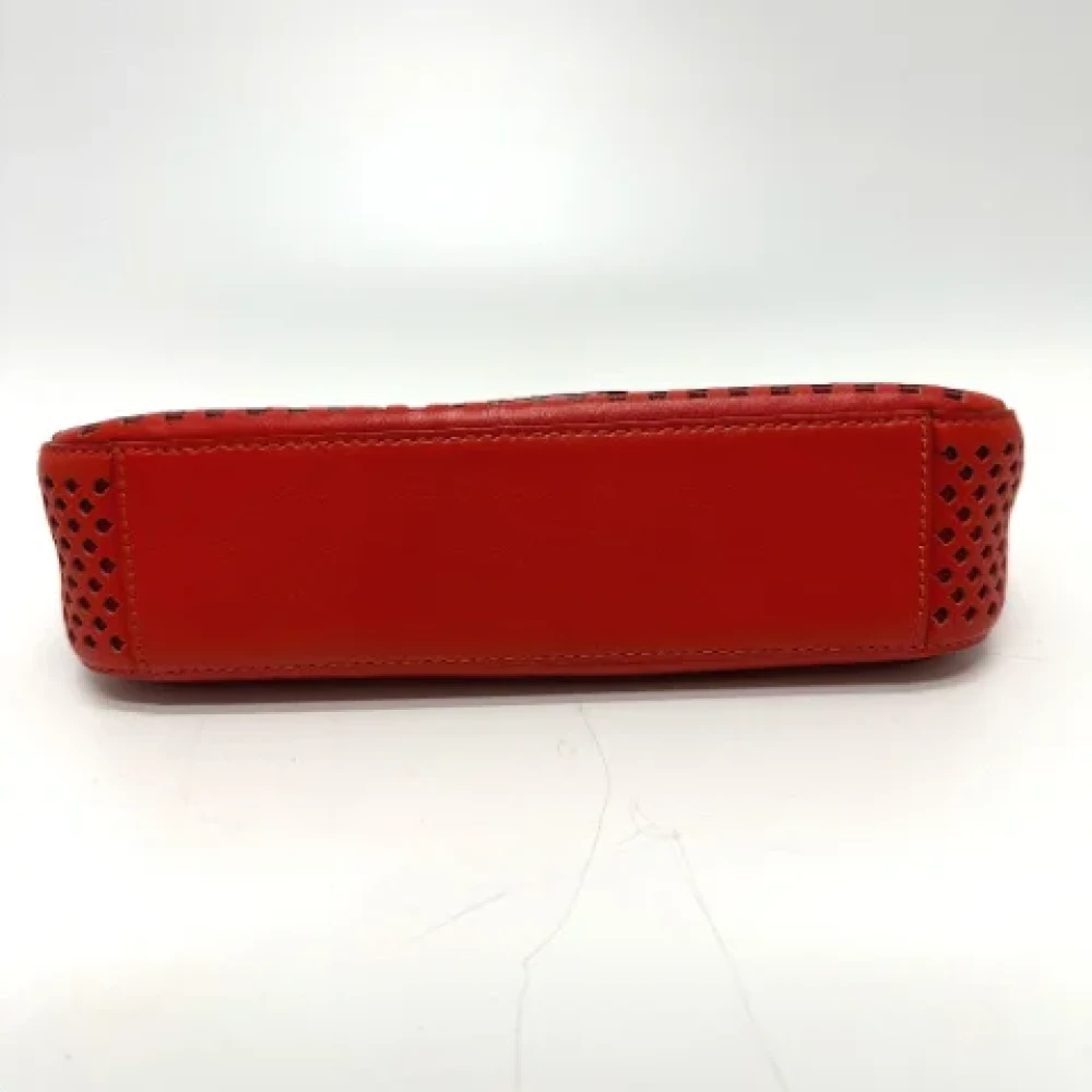 Salvatore Ferragamo Pre-owned Leather shoulder-bags Red Dames