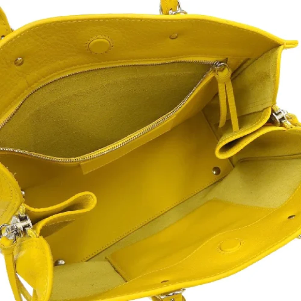 Balenciaga Vintage Pre-owned Leather handbags Yellow Dames