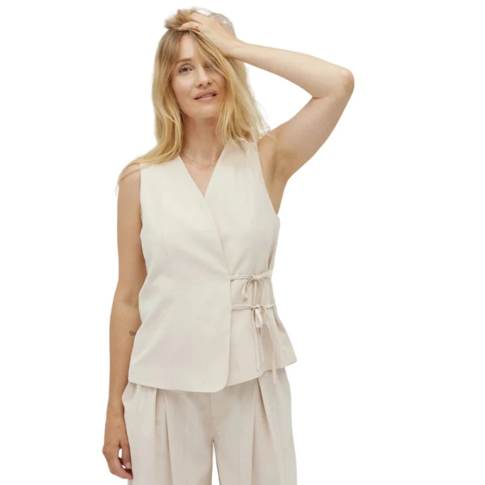 MbyM Veelzijdige Wrenley-M Vest Beige Dames