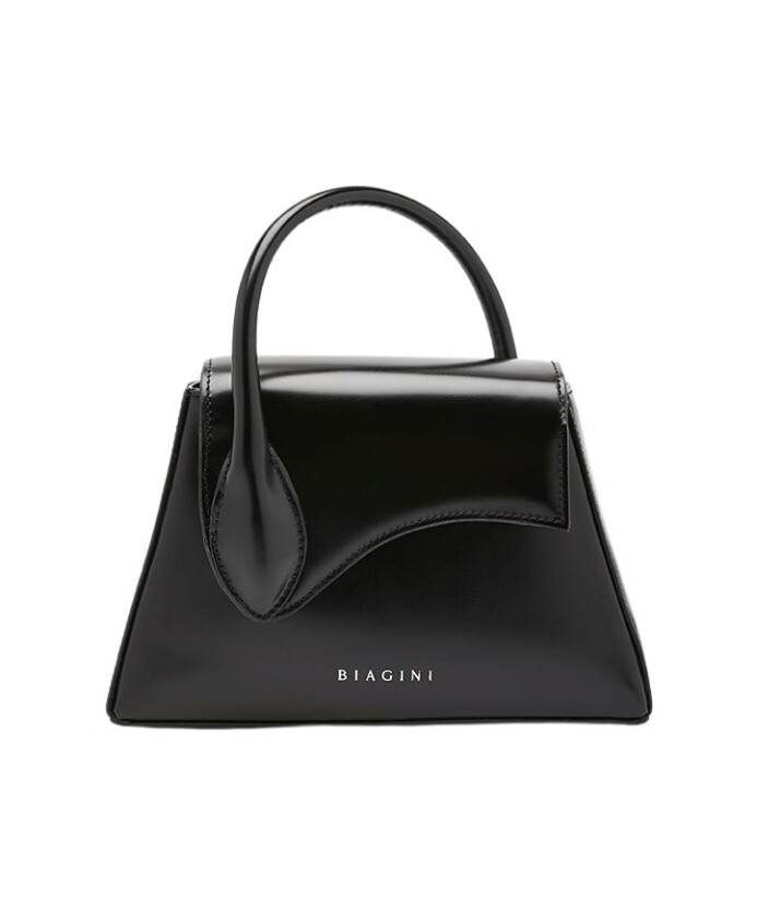 sac-a-main-en-cuir-noir