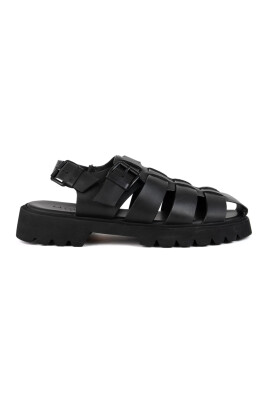 black-casual-flat-sandals-for-men
