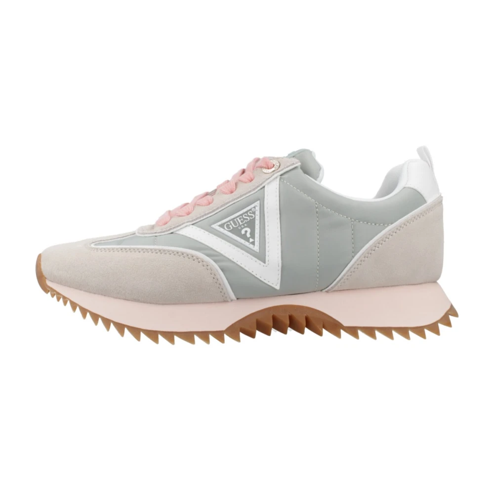 Shoes > Sneakers - - Guess - Modalova
