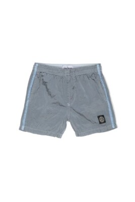 lysegra-svommeshorts-med-kompas-motiv