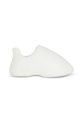 baskets-b-cloud-en-cuir-embosse