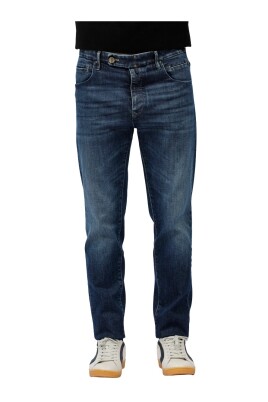 tailored-regular-jeans
