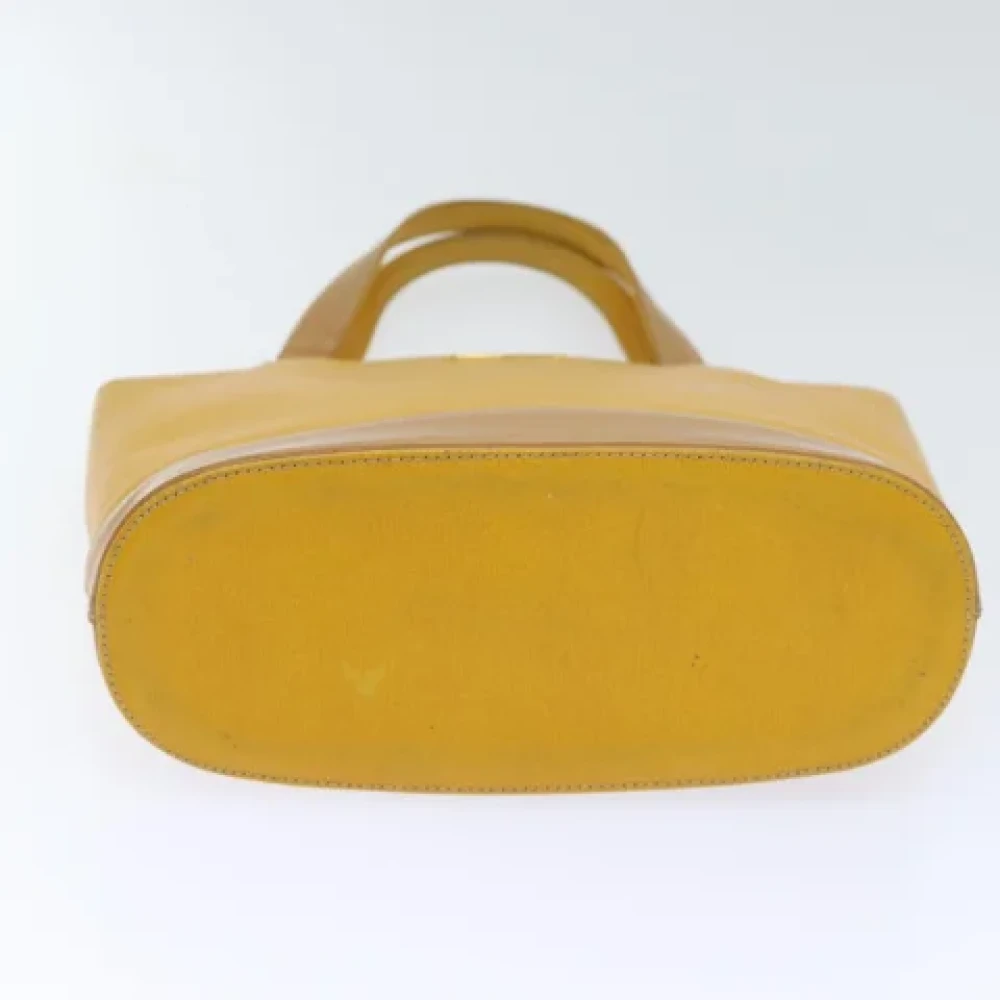 Burberry Vintage Pre-owned Leather handbags Yellow Dames