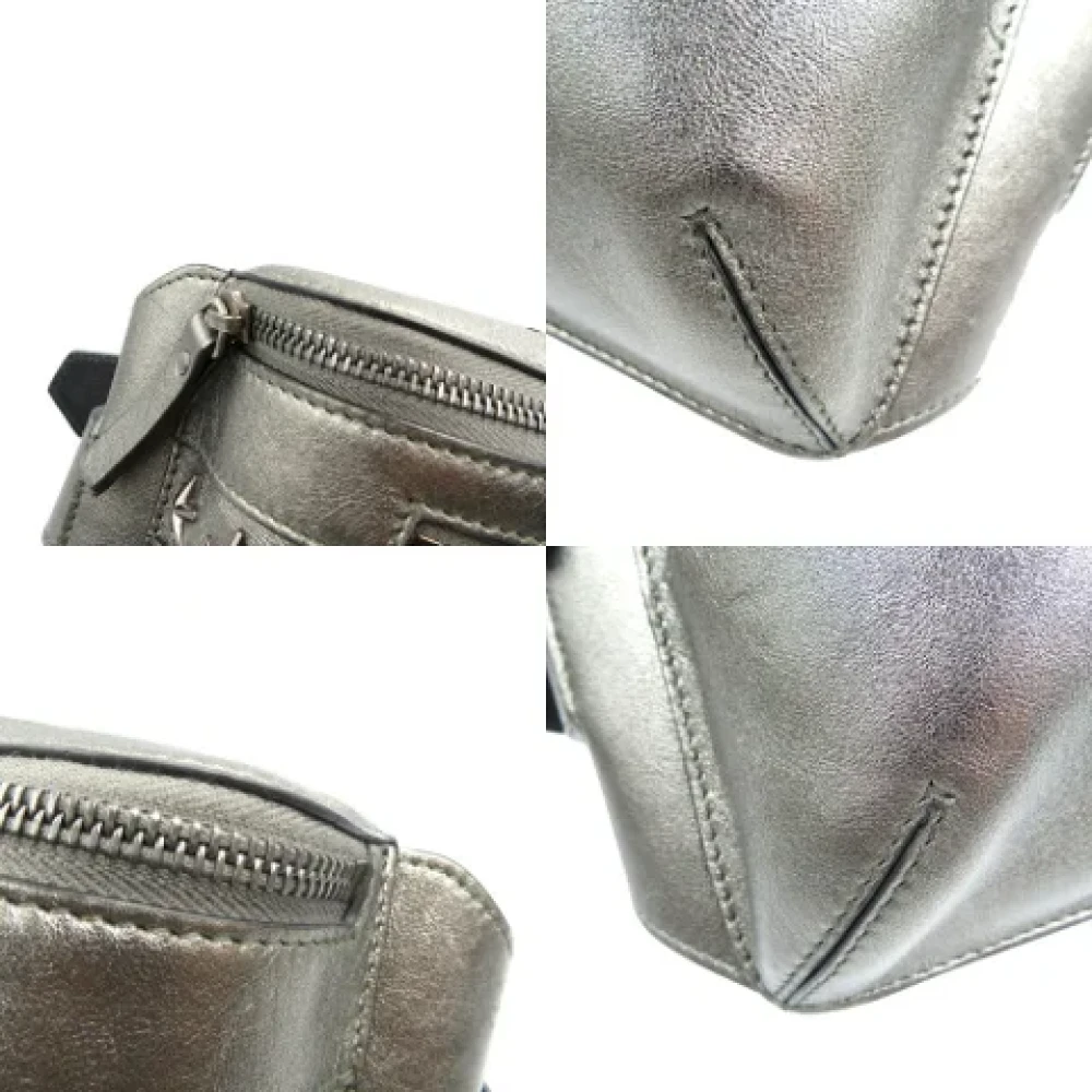 Jimmy Choo Pre-owned Leather shoulder-bags Gray Dames