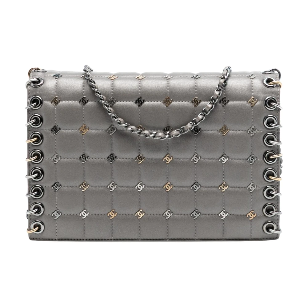 Chanel Vintage Women's Gray Pre-Owned Chain Shoulder Bag