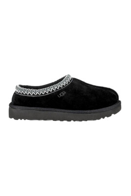 black-slipper-with-ultra-light-sole
