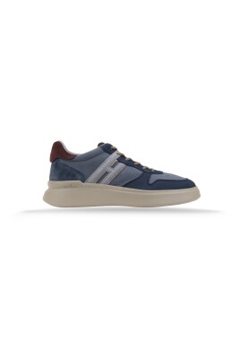 baskets-en-cuir-a-lacets