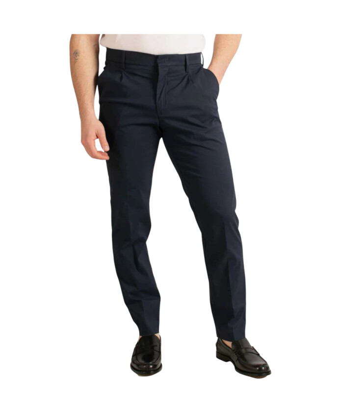 blue-chino-trousers-with-pockets