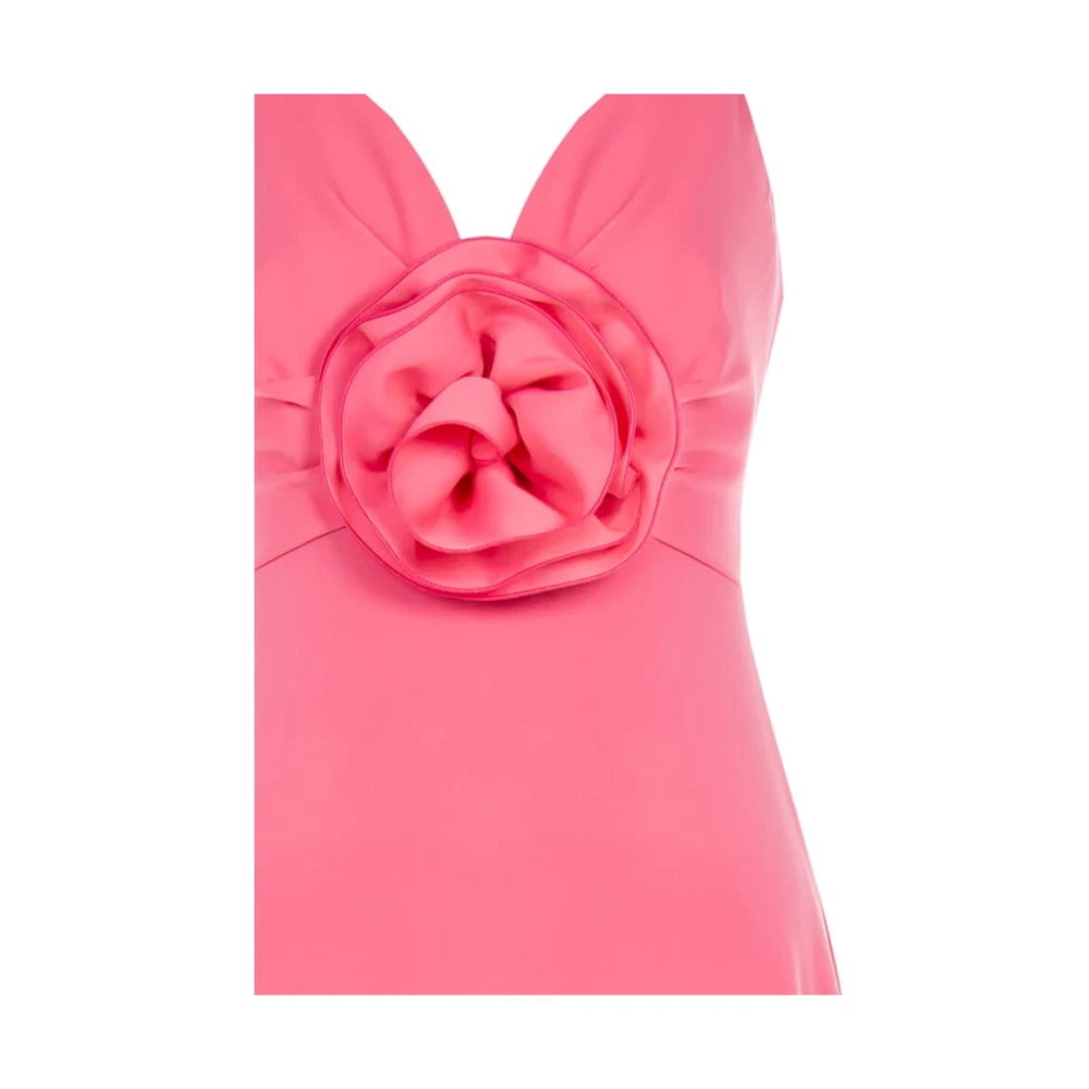 RINASCIMENTO Satijnen Jurk met Bloemenbroche Pink Dames