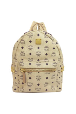 pre-owned-plastic-backpacks