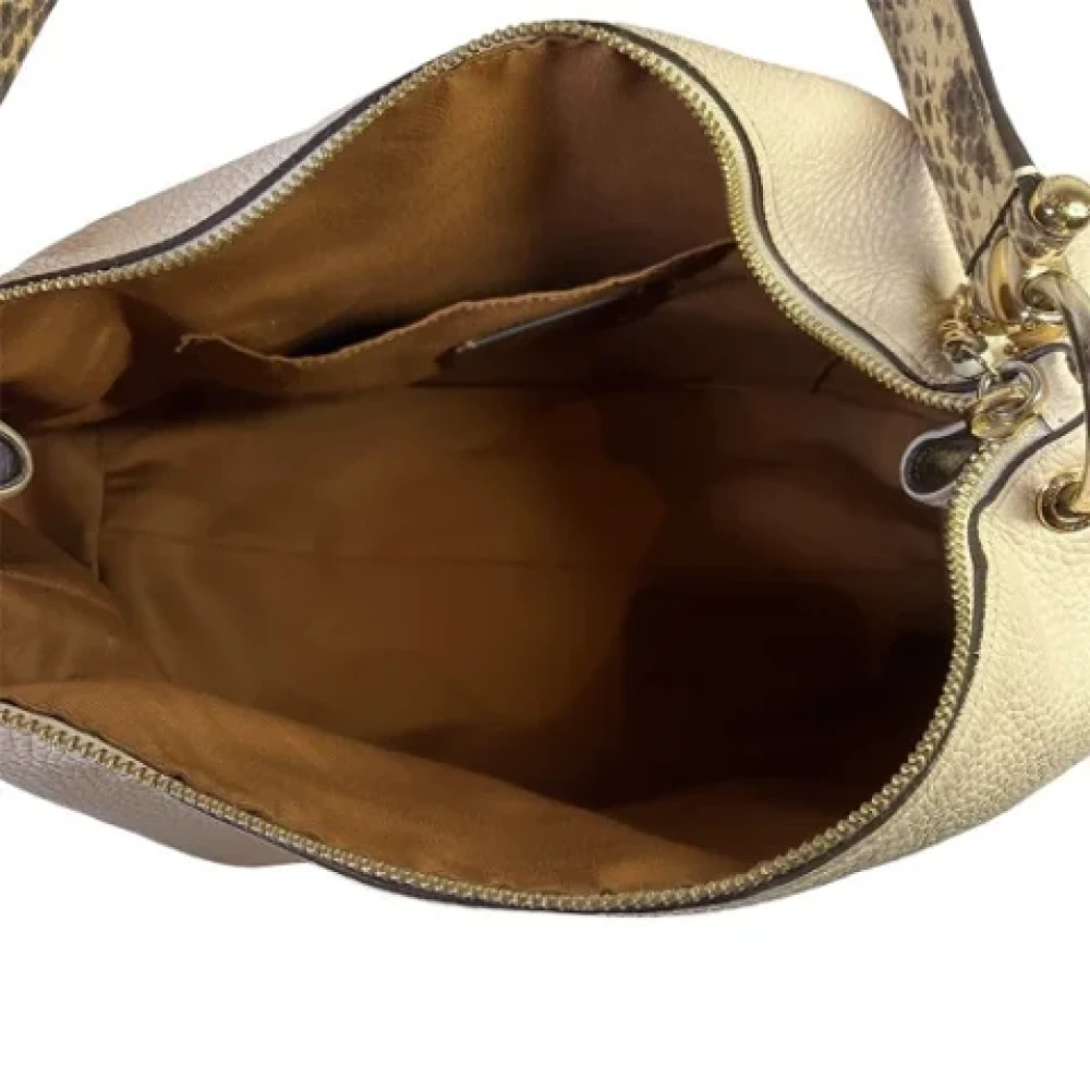 Coach Pre-owned Fabric shoulder-bags Beige Dames