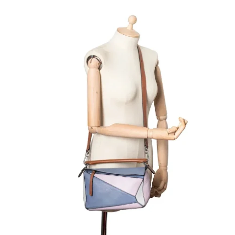 Loewe Pre-owned Leather handbags Purple Dames
