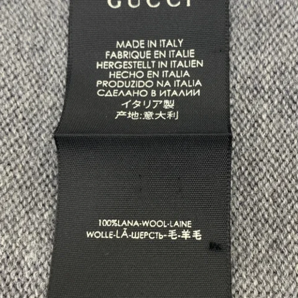 Gucci Vintage Pre-owned Wool scarves Gray Dames