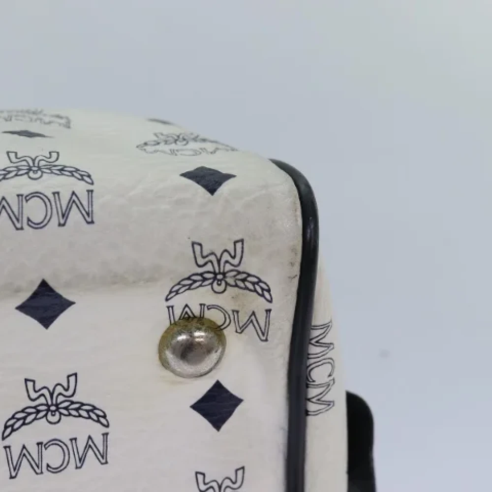 MCM Pre-owned Canvas handbags White Dames
