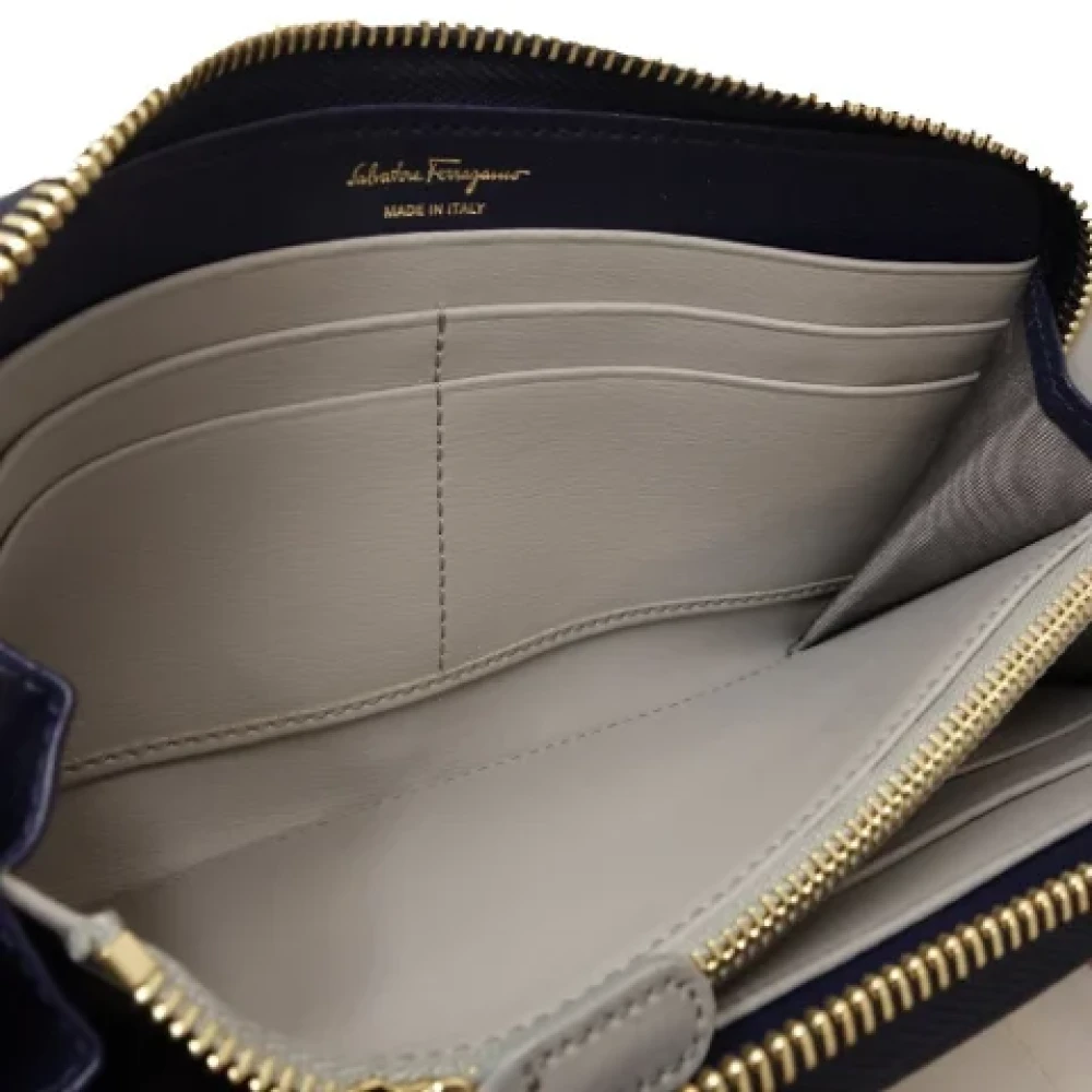 Salvatore Ferragamo Pre-owned Leather wallets Blue Dames