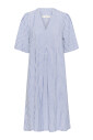 robe-courte-bleue-et-blanche