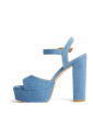 sandale-plateforme-audacieuse-en-denim