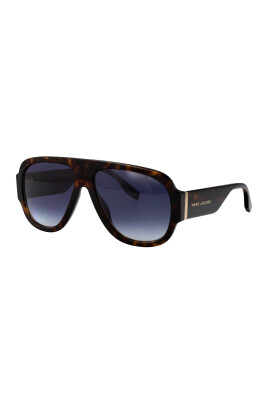 lunettes-de-soleil-elegantes-pour-les-jours-ensoleilles